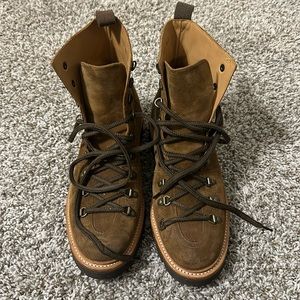 Grenson men’s brown suede boots 9.5UK/10.5US